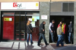 04-02-13 - CÃ©sar SÃ¡nchez - Oficina del Ecyl de Ponferrada (LeÃ³n).
