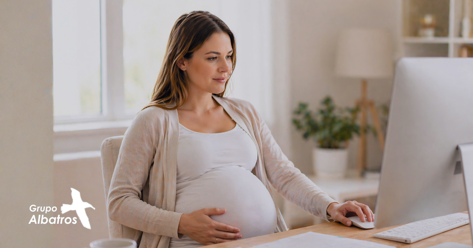 Cómo solicitar la deducción por maternidad en 2026